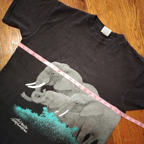 Vintage 1988 Harlequin Elephant single stitch shirt Women's Large - Picture 7 of 10